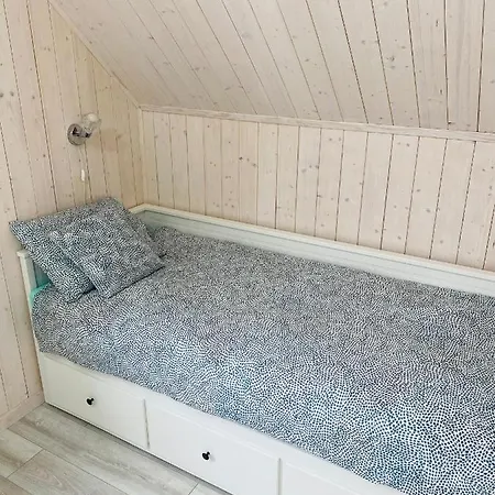 Holiday home Lapacz Snow *